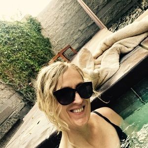 Meet your Posher, Tina